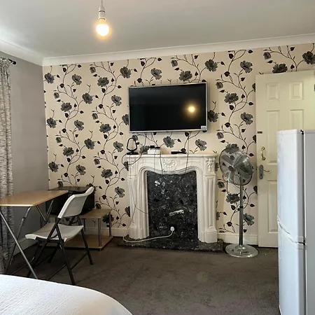 Oxborne Rooms Uk - 22 Seaton Лондон Экстерьер фото